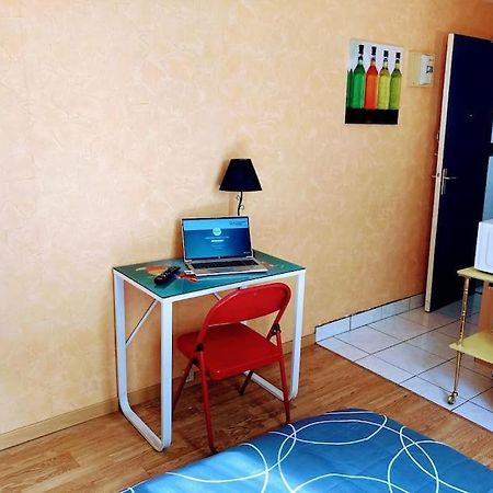 Studio 6 Avec Wifi Limoges Exteriér fotografie